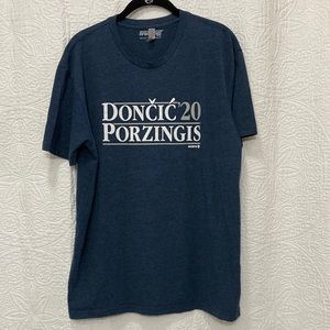 Breaking T Doncic & Porzingis 20’ NBPA Heather Blue Graphic T-shirt sz Large